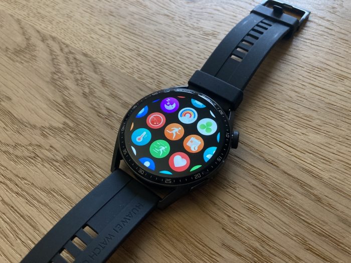 découvrez la montre connectée huawei : suivez votre activité, surveillez votre santé et restez connecté avec style. profitez d'une autonomie longue durée et de nombreuses fonctionnalités innovantes adaptées à votre quotidien.