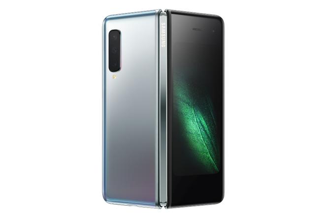 découvrez comment huawei a surpassé samsung dans le marché innovant des smartphones pliables, établissant de nouvelles tendances et repoussant les limites de la technologie mobile.