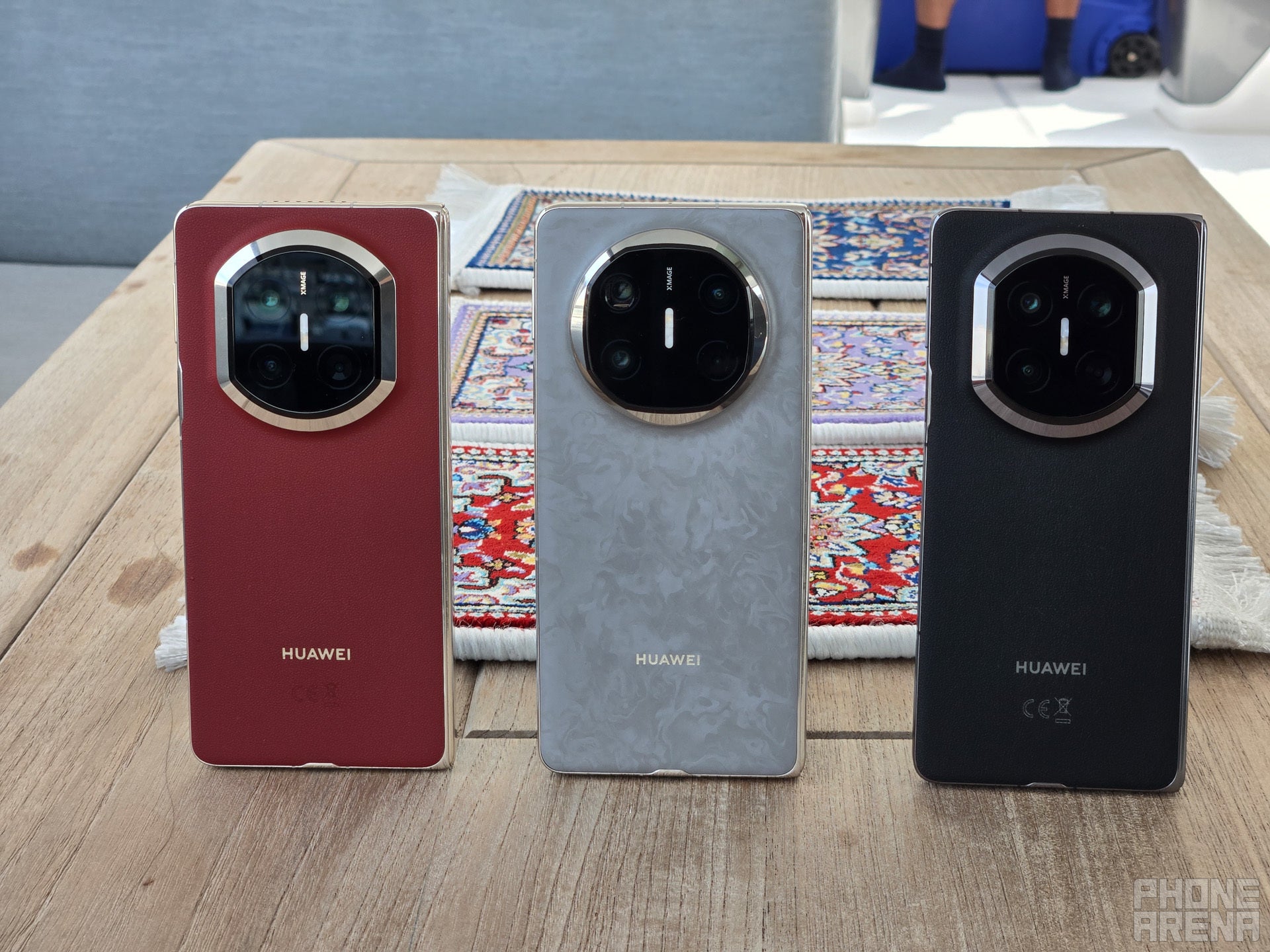 découvrez notre test complet du huawei mate x7, un concurrent sérieux face aux modèles samsung, alliant innovation, design et performance.